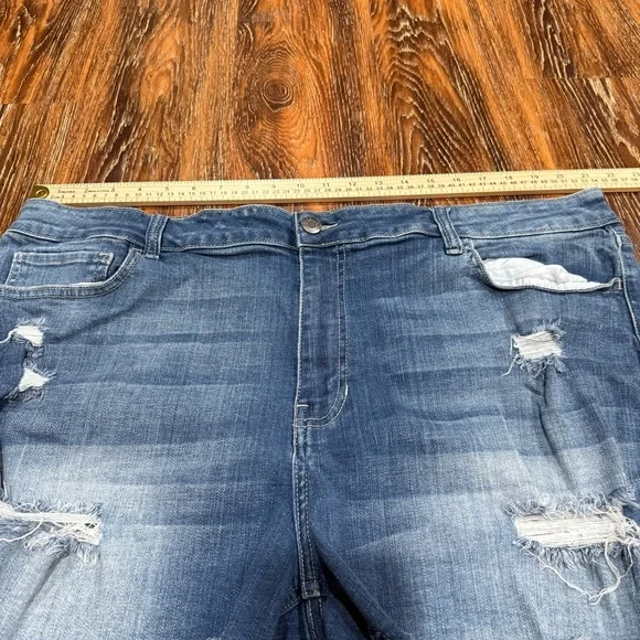 Women’s Size 24 Plus Ms Cello Blue Distressed Denim Jean Shorts Stretch Shortie - Picture 5 of 7